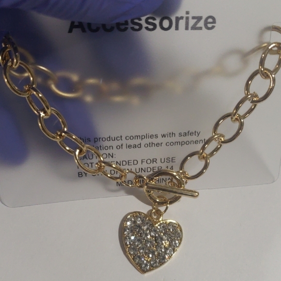 Elegant Gold Tone Sparkling Crystal Heart Pendant 8" Bracelet - Women's Jewelry - Picture 6 of 7